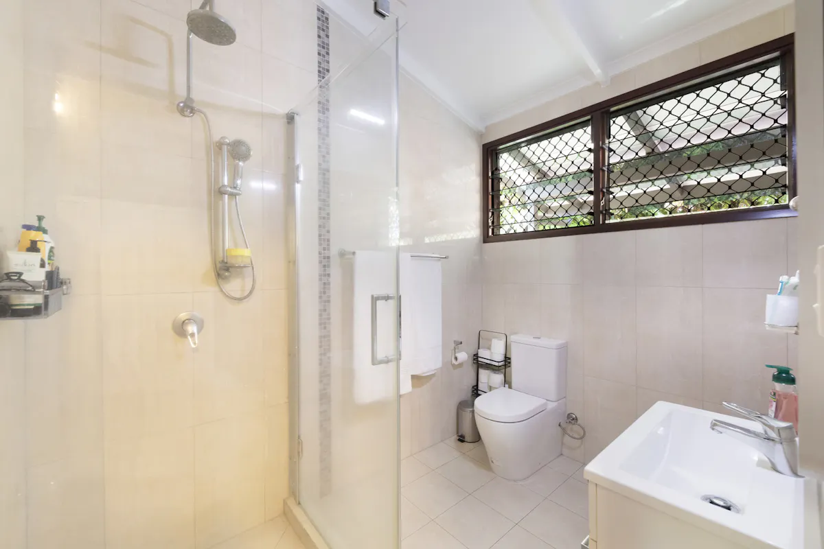 11 Aubrey Street — photo 14 of 29