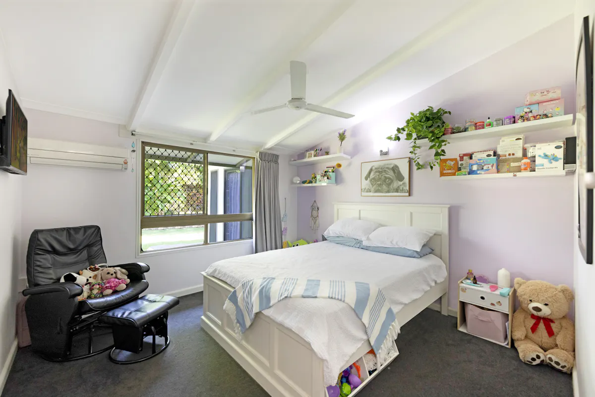 11 Aubrey Street — photo 16 of 29