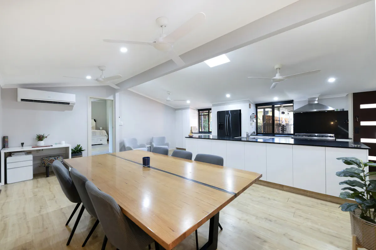 11 Aubrey Street — photo 6 of 29