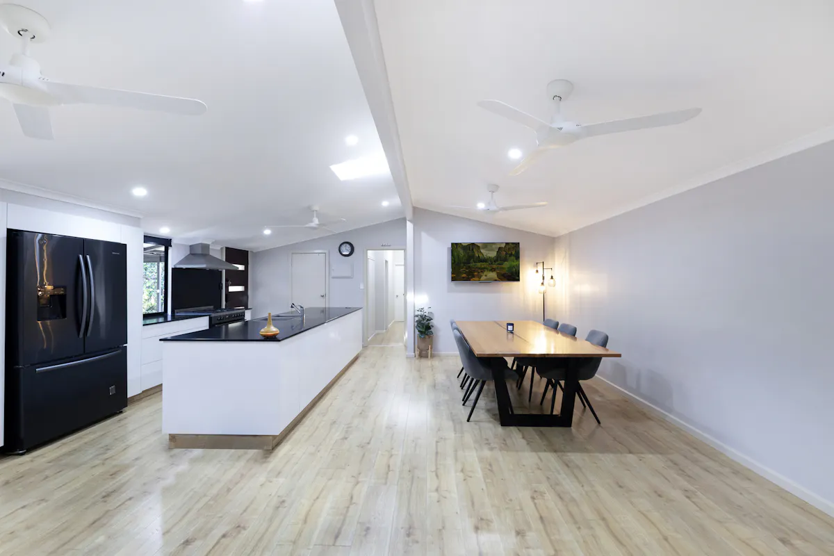 11 Aubrey Street — photo 7 of 29