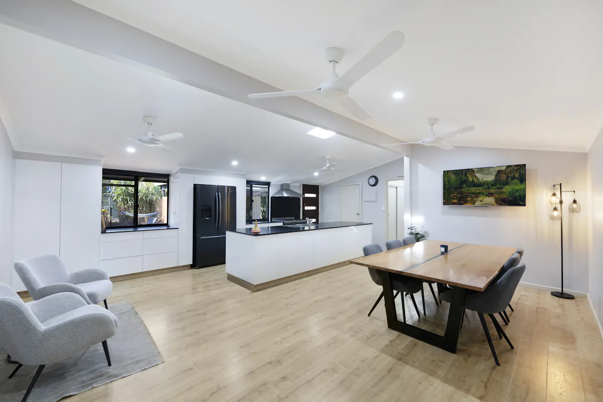 11 Aubrey Street — photo 5 of 29