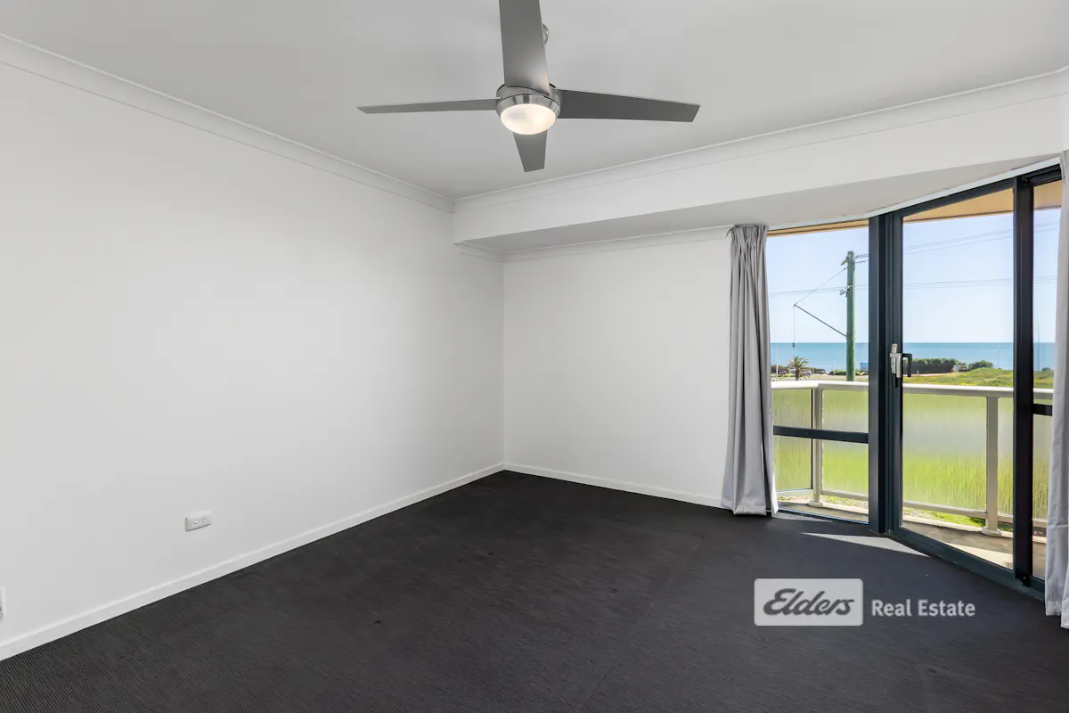 13/13 Upper Esplanade — photo 19 of 23