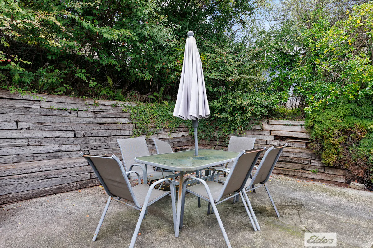 40 Pelissier Street — photo 15 of 16