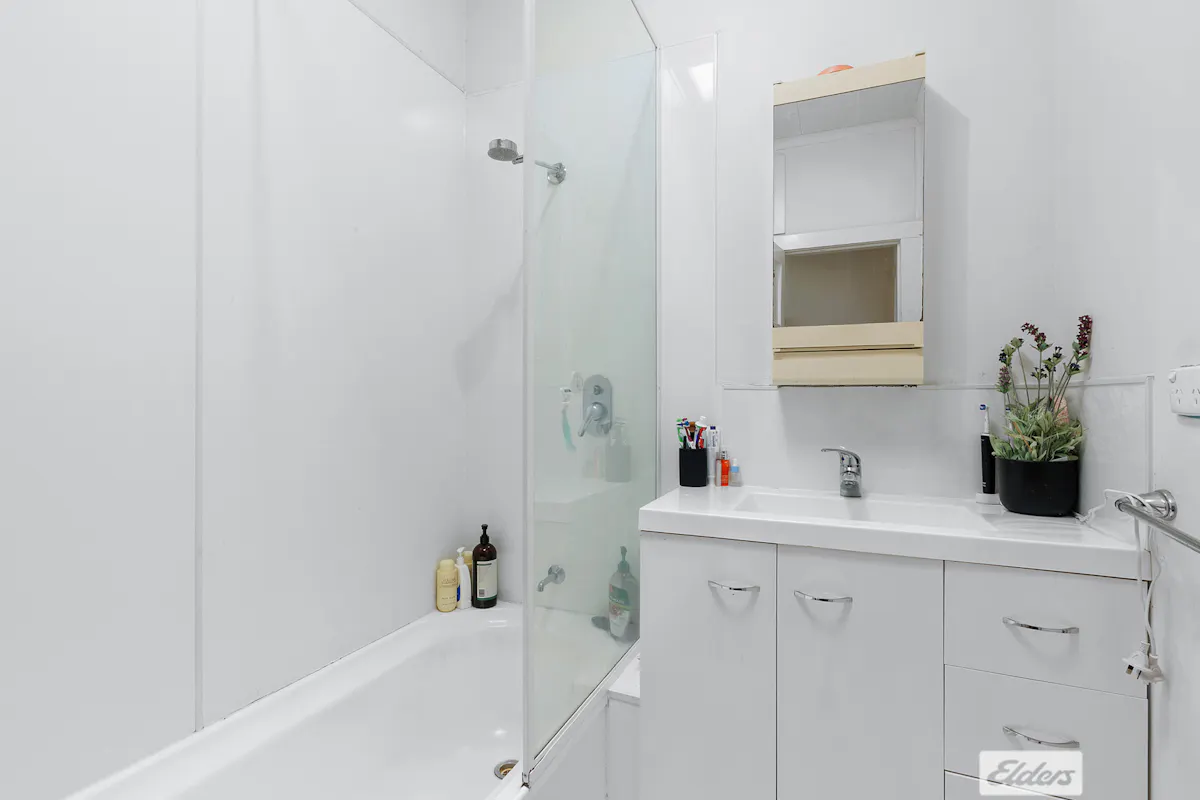 40 Pelissier Street — photo 14 of 16