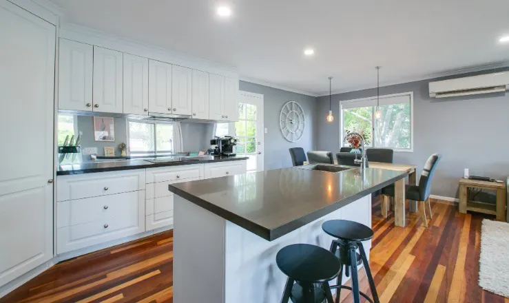 33 Lloyd George Street, Eastern Heights, QLD, 4305 - Image 9
