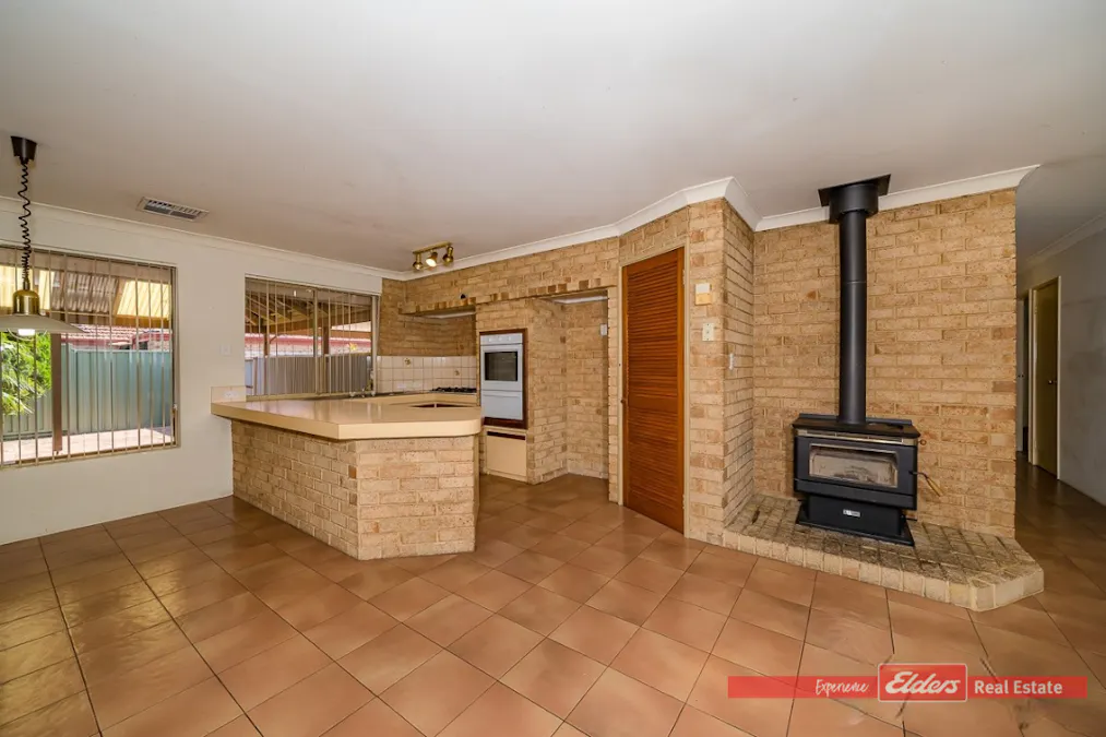 11 Stainer Avenue, Rockingham, WA, 6168 - Image 3