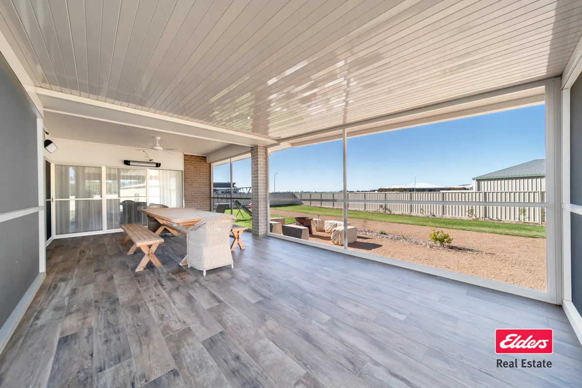 9 Kingsford Smith Place — photo 15 of 22