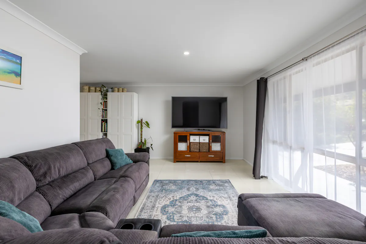 111 Lucy Victoria Avenue — photo 8 of 27