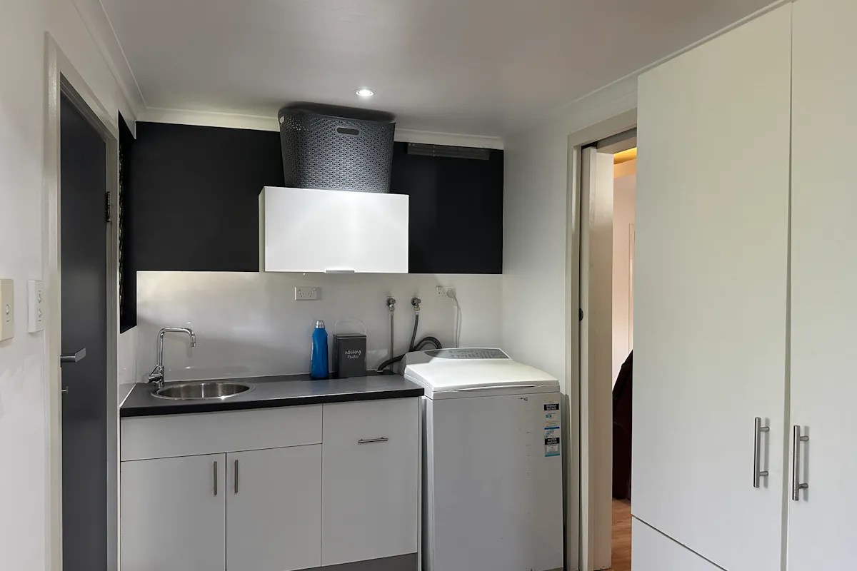 98 Adam Street — photo 15 of 22