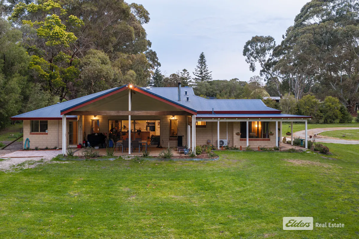 18 Pyungoorup Place — photo 4 of 30