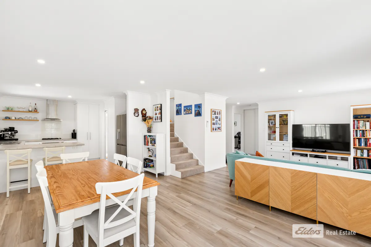 21B Nesbitt Road — photo 10 of 30