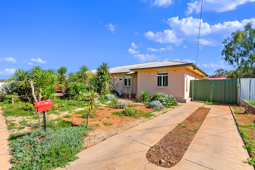 5 & 7 Bowden Street, Whyalla Stuart, SA, 5608 - Image 1