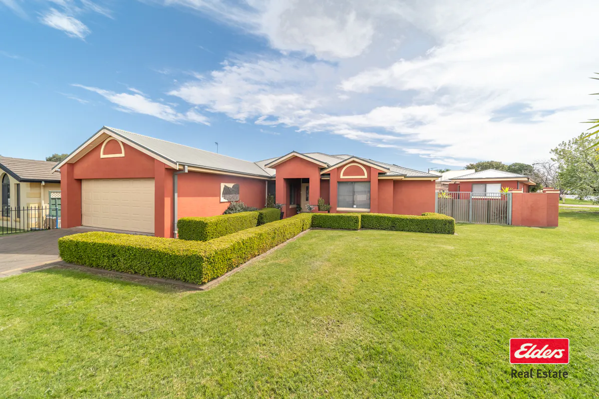 9 St Andrews Drive — photo 17 of 18