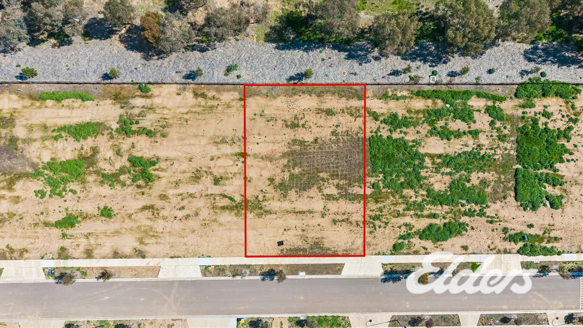 21 Vermilion Drive — photo 4 of 4