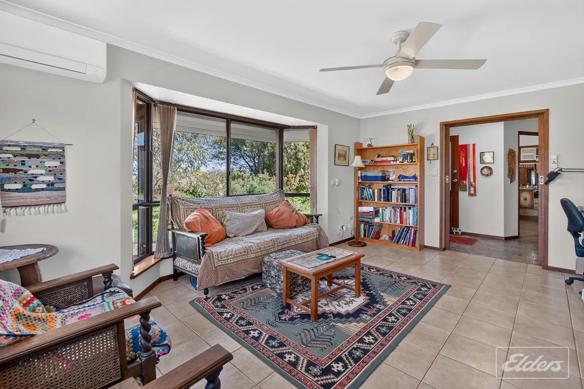 12 Haynes Drive — photo 6 of 30