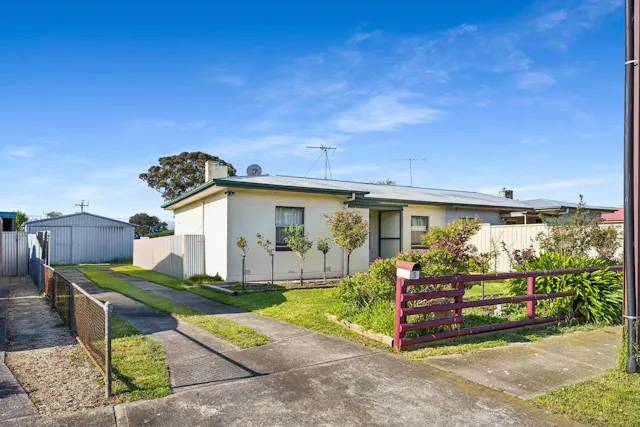 5 Pearce Crescent — photo from Elders Real Estate Mount Gambier