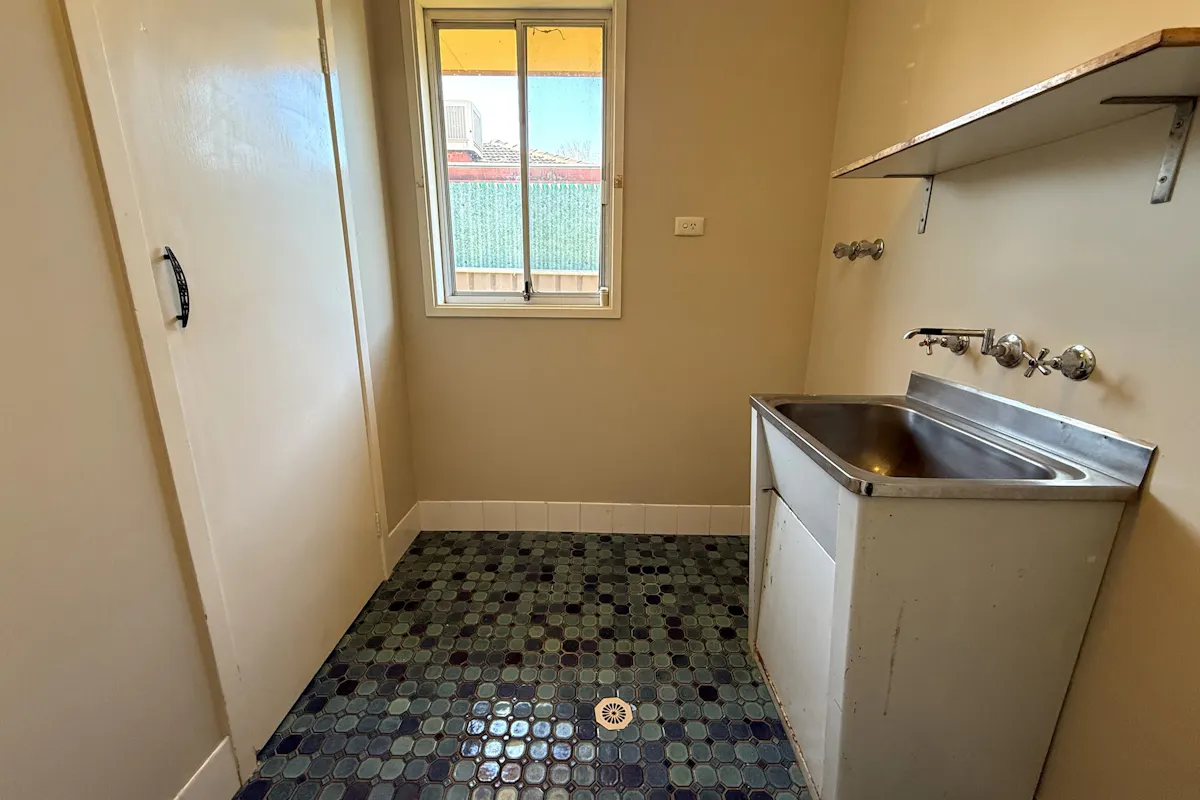 39 Fairview Street — photo 13 of 15