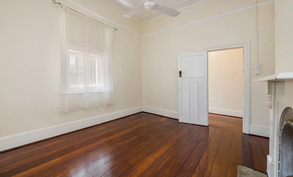 54 Gordon Street, Northam, WA, 6401 - Image 3