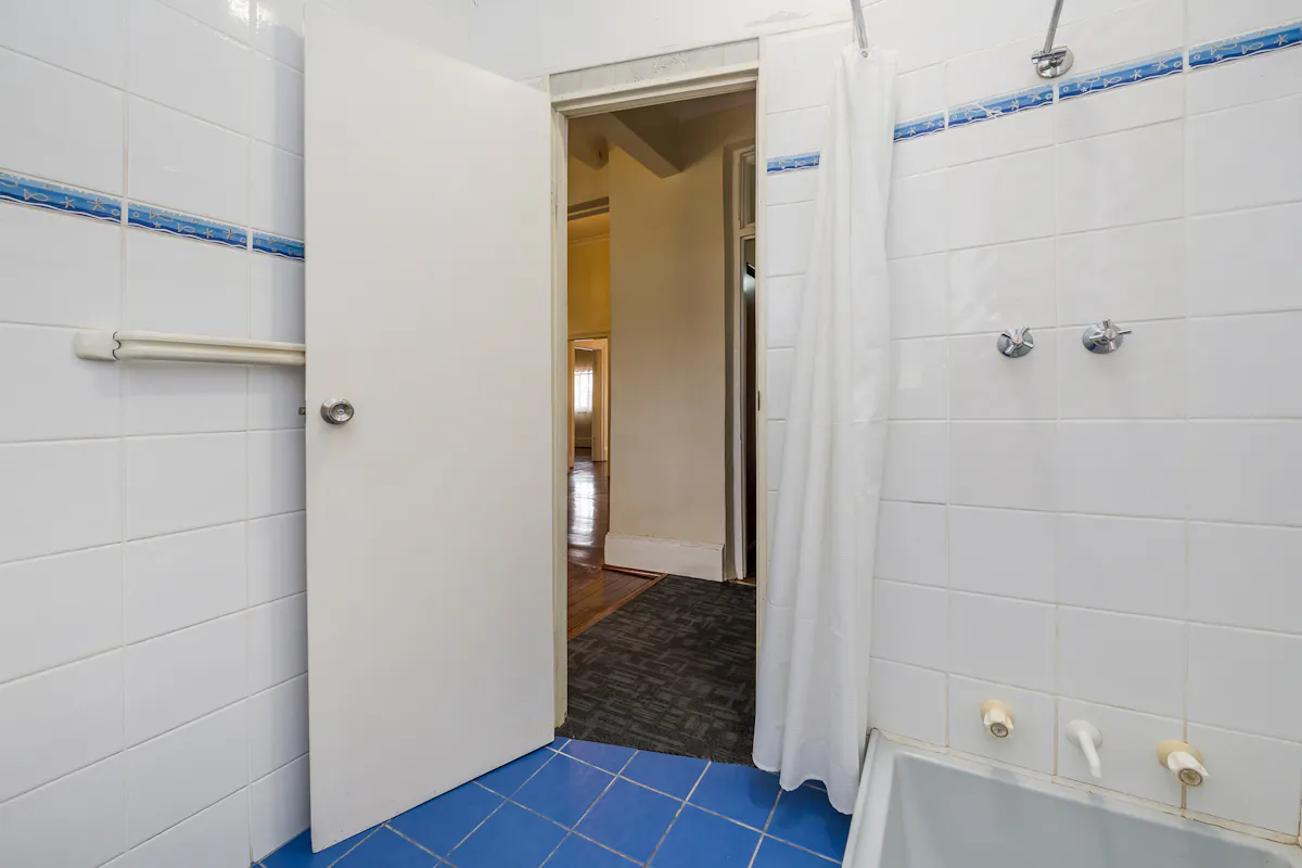 54 Gordon Street — photo 9 of 30