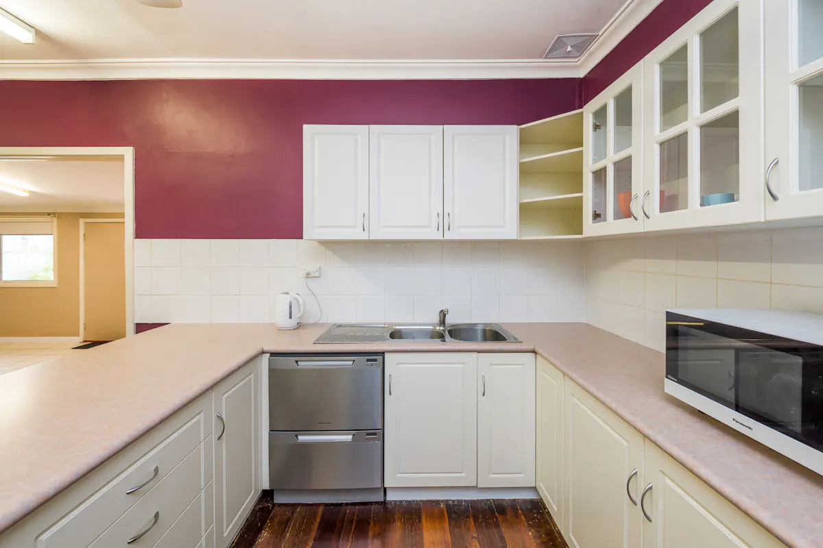 54 Gordon Street — photo 12 of 30