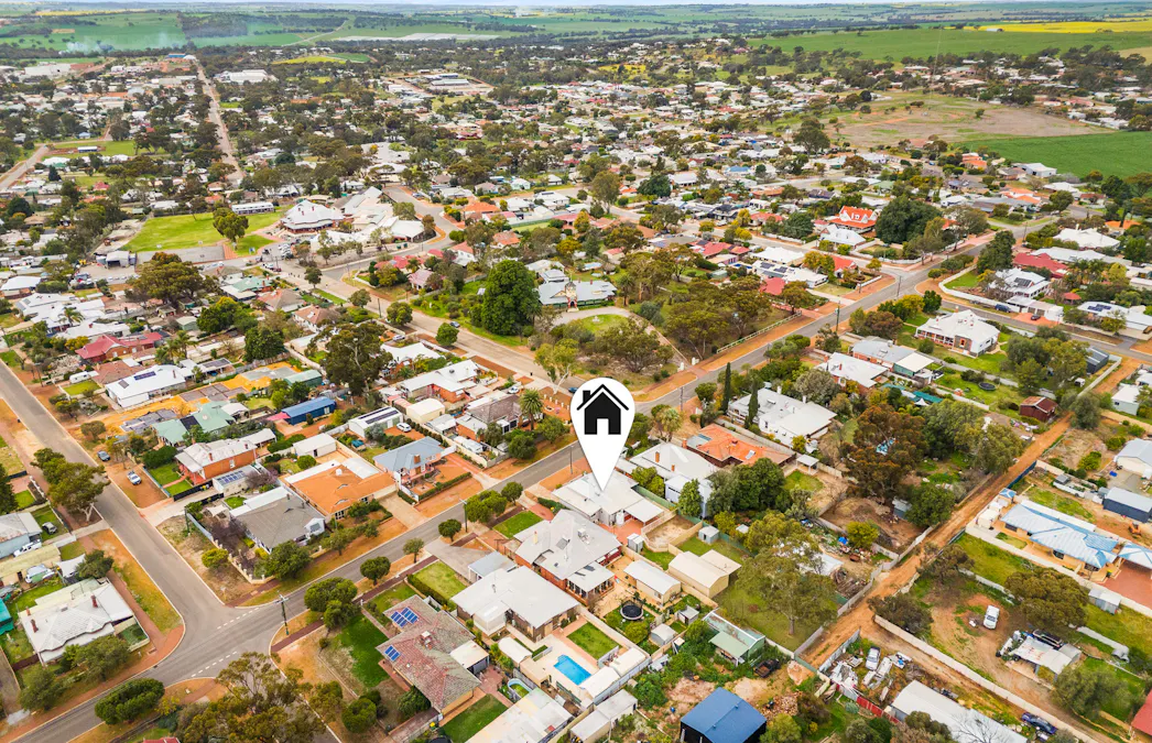 54 Gordon Street, Northam, WA, 6401 - Image 31