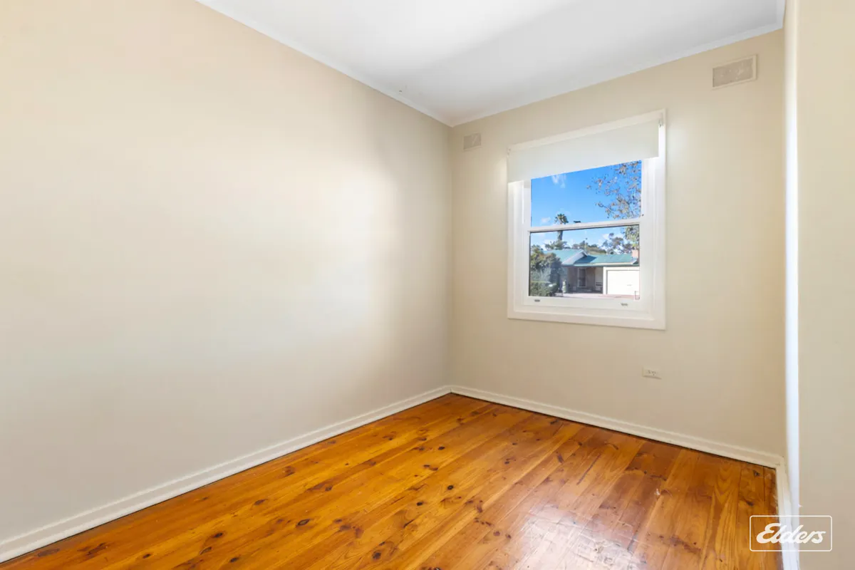 15 Smoker Street — photo 9 of 18