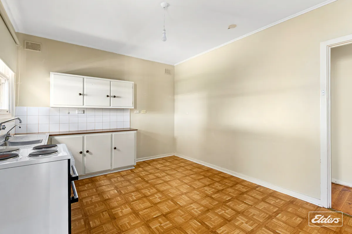 15 Smoker Street — photo 6 of 18