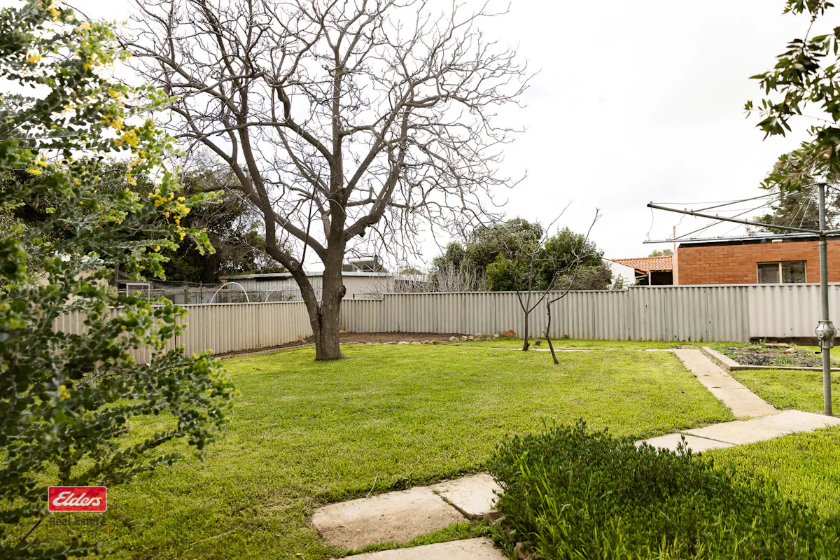 14 Pioneers Road — photo 11 of 14