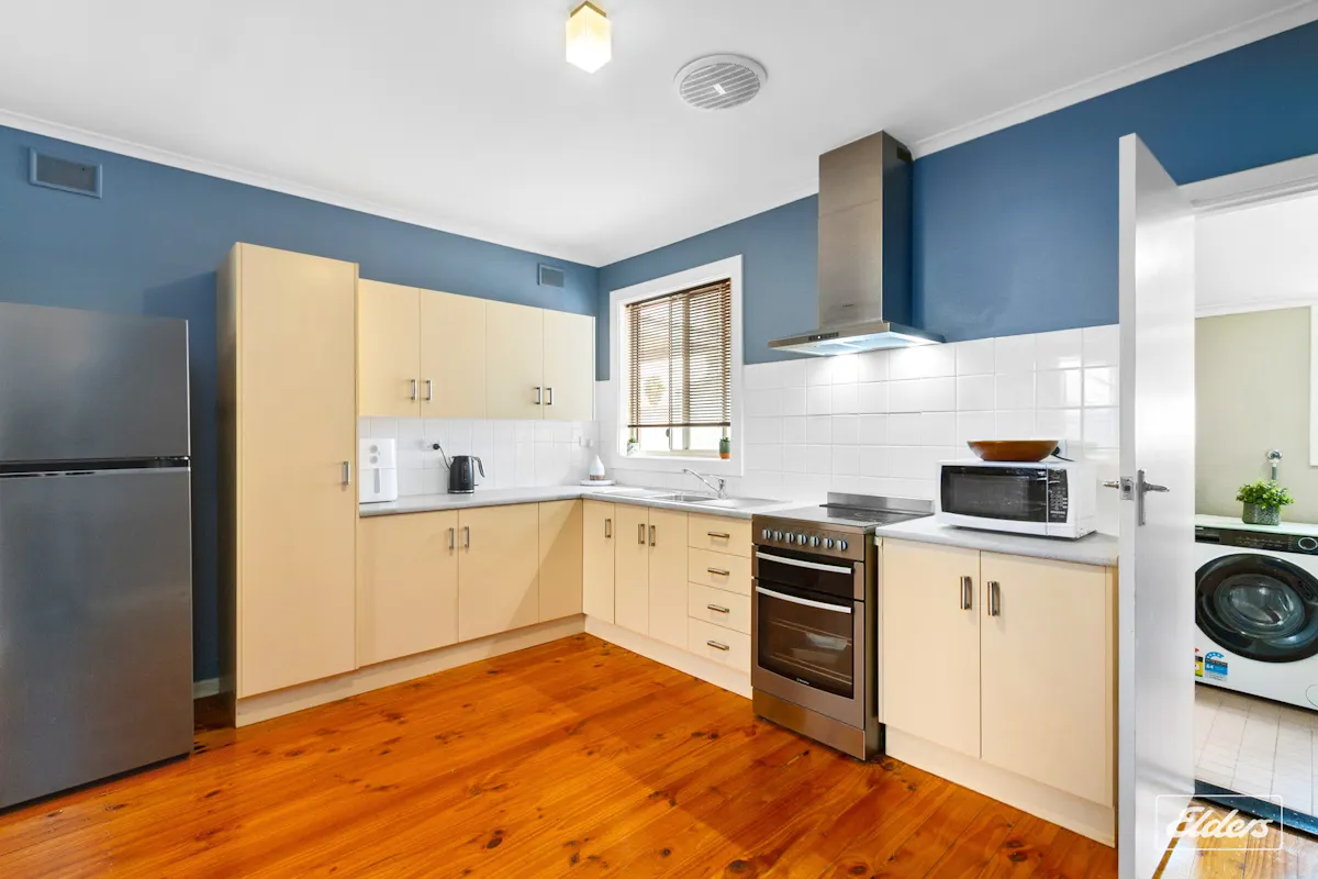 4 Albert Street — photo 10 of 29