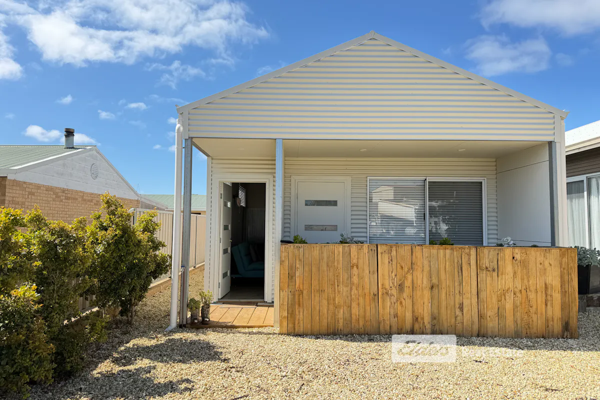 18A Emma Street — photo 26 of 30