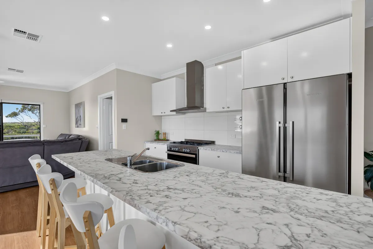 11 Flinders Drive — photo 12 of 30