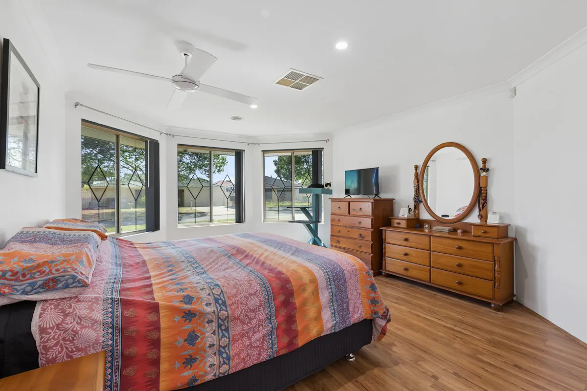 60 San Sebastian Boulevard — photo 14 of 30