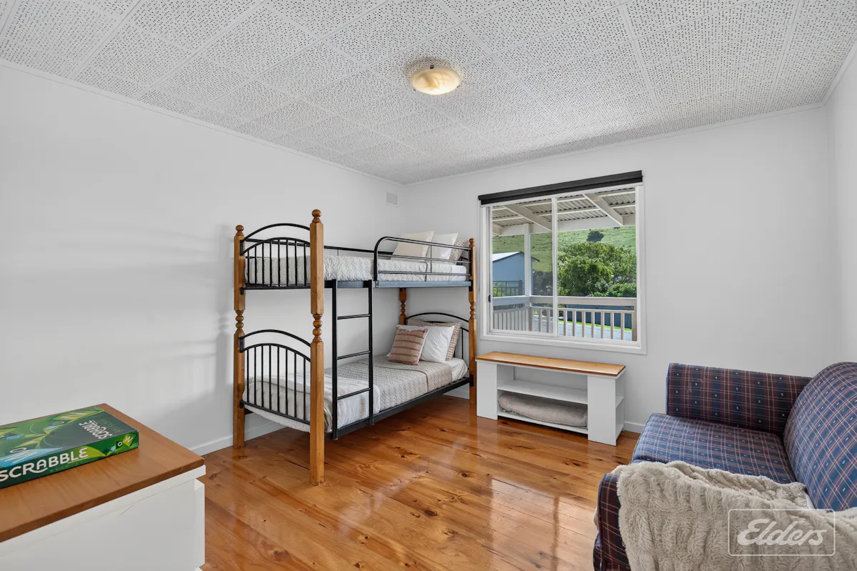 12 Seacove Crescent — photo 19 of 30