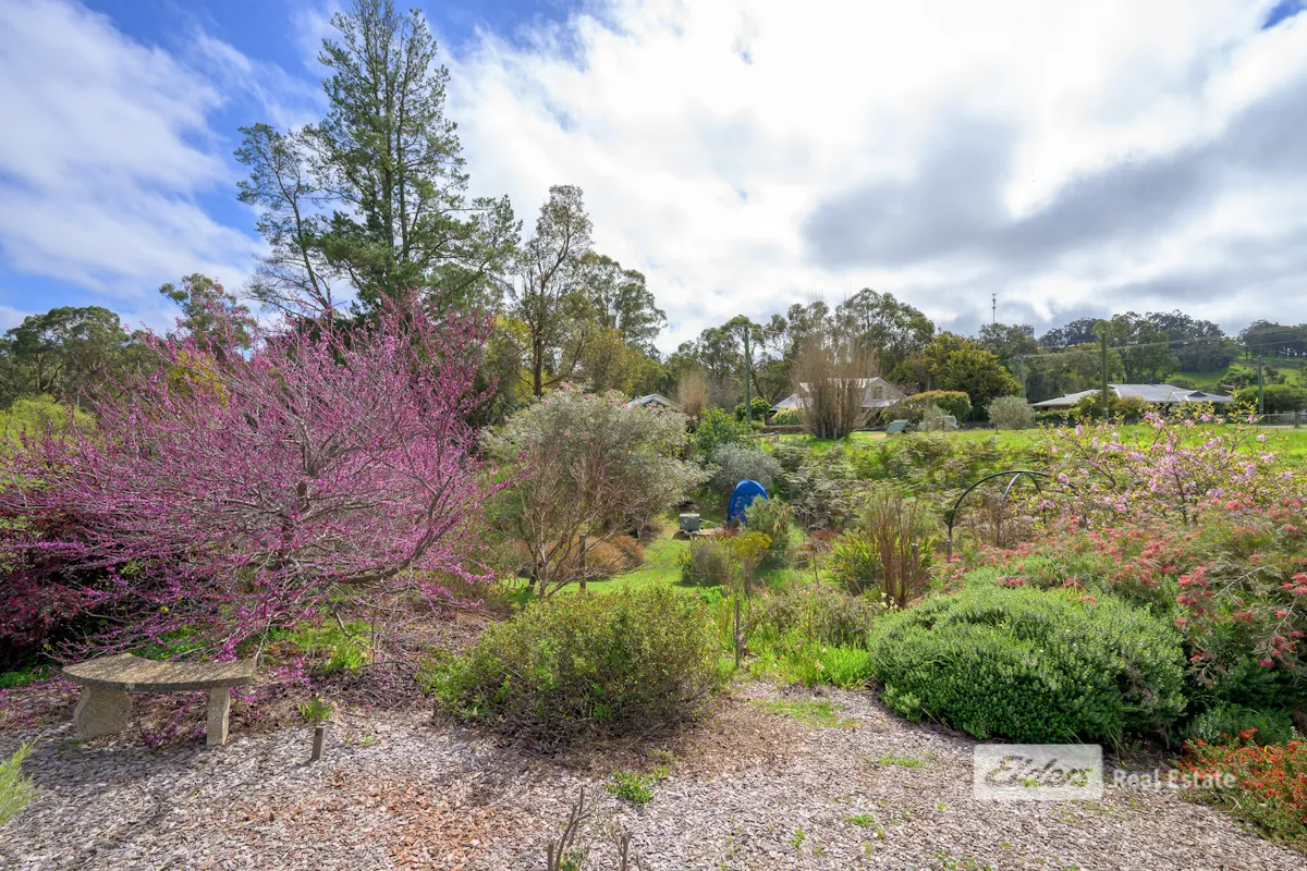 166 South Western Highway — photo 6 of 8