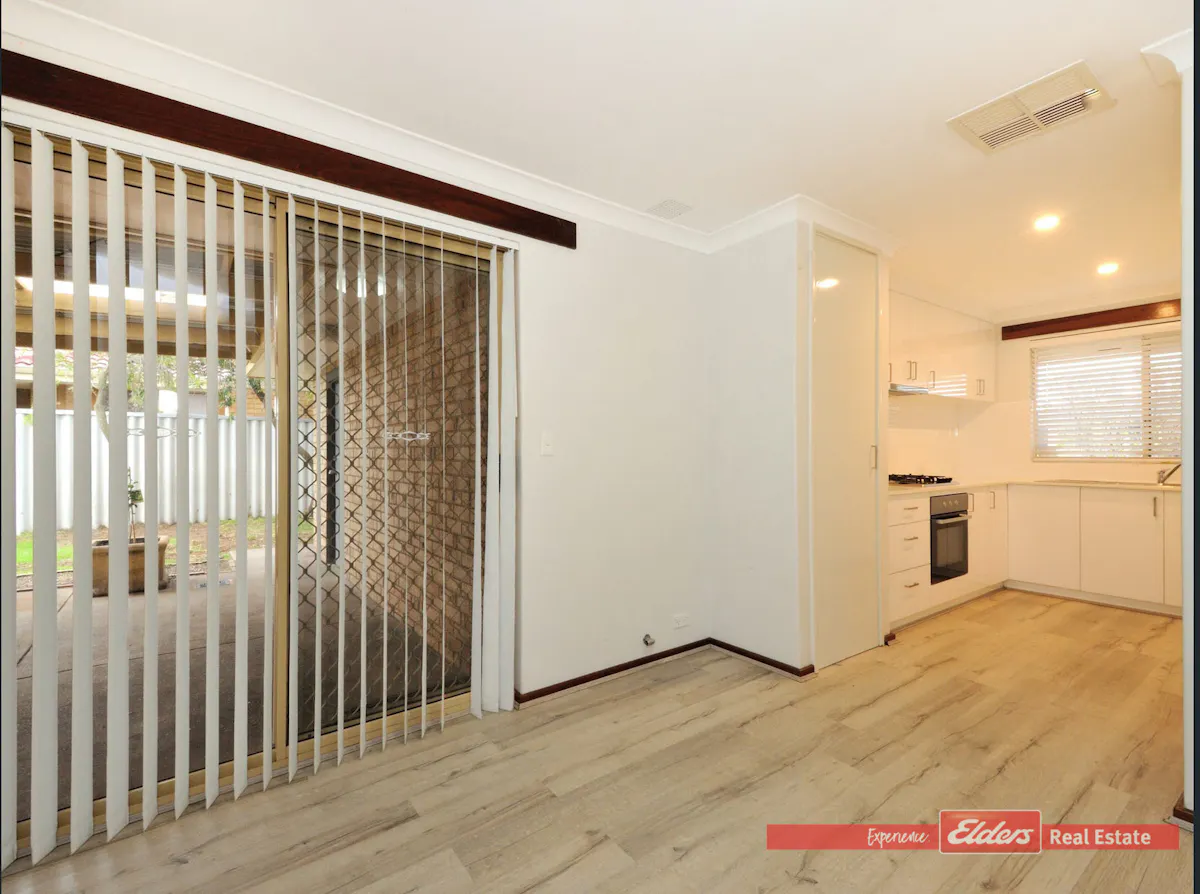 7 Woodbridge Drive — photo 11 of 28