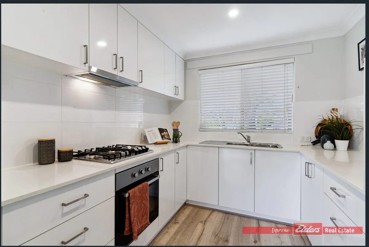7 Woodbridge Drive — photo 13 of 28