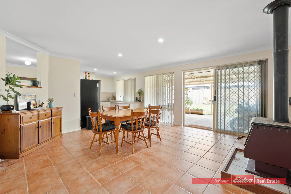 20 Pallarup Grove — photo 8 of 25