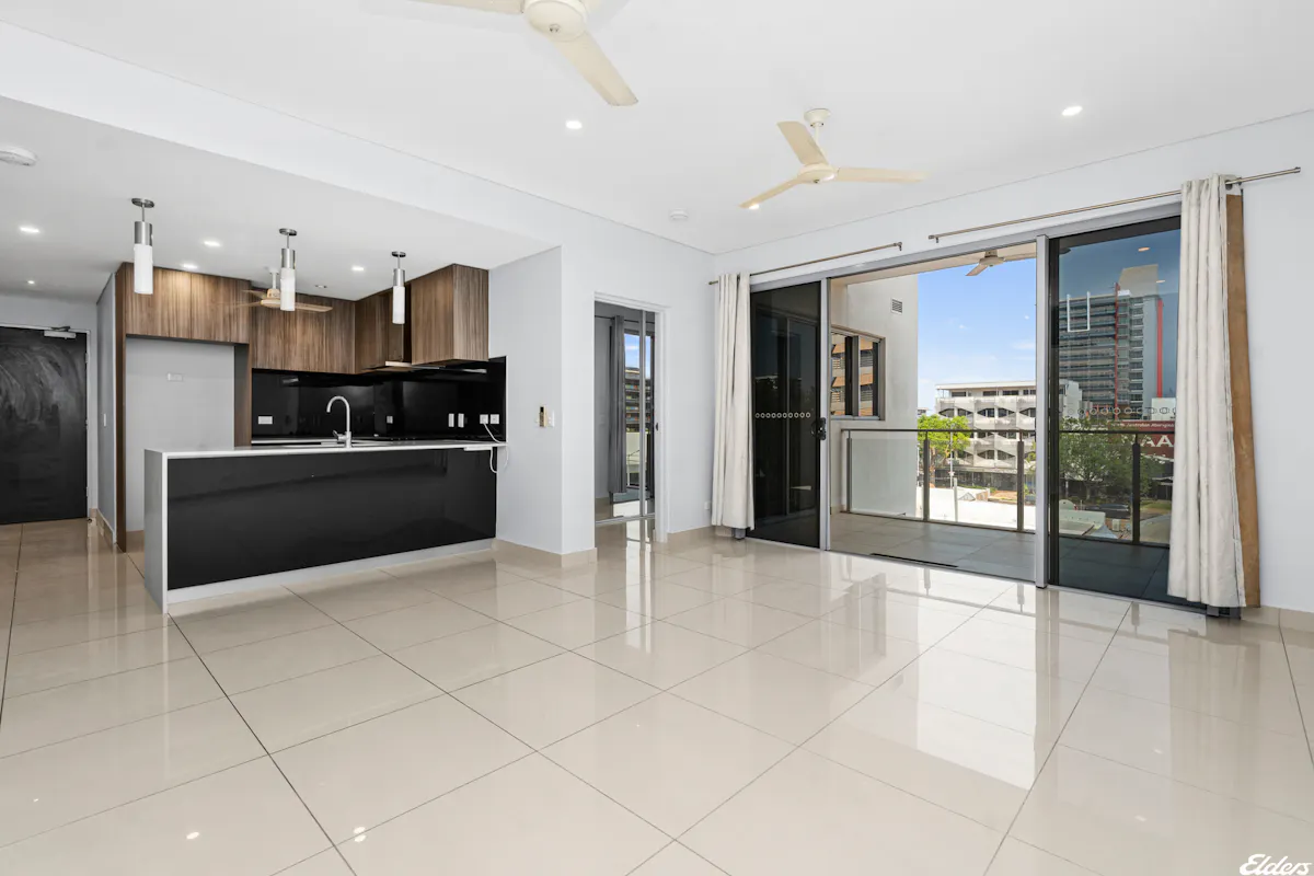 22/39 Cavenagh Street — photo 2 of 19