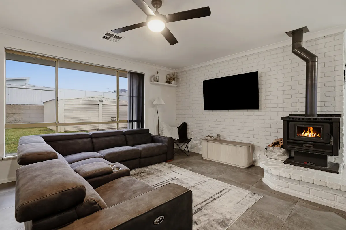 28 Yanrey Street — photo 20 of 30