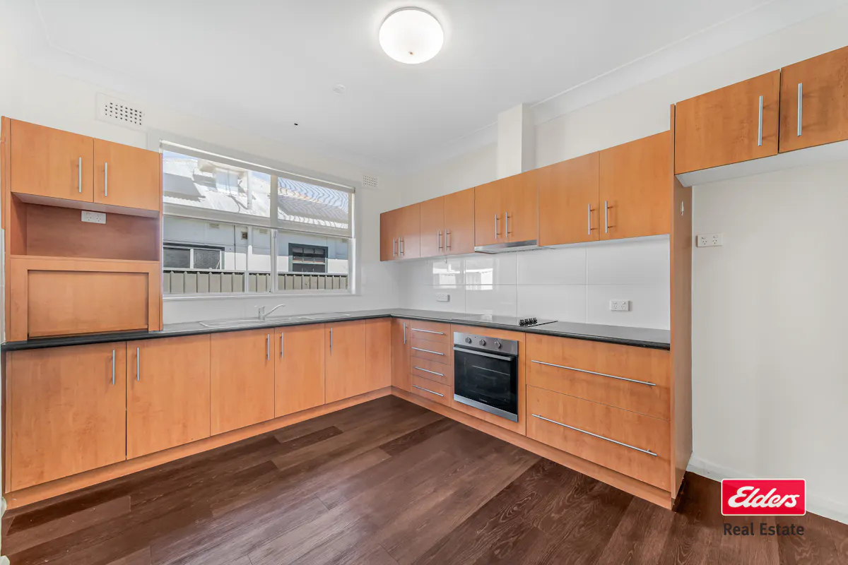 53 Palmer Street — photo 4 of 13