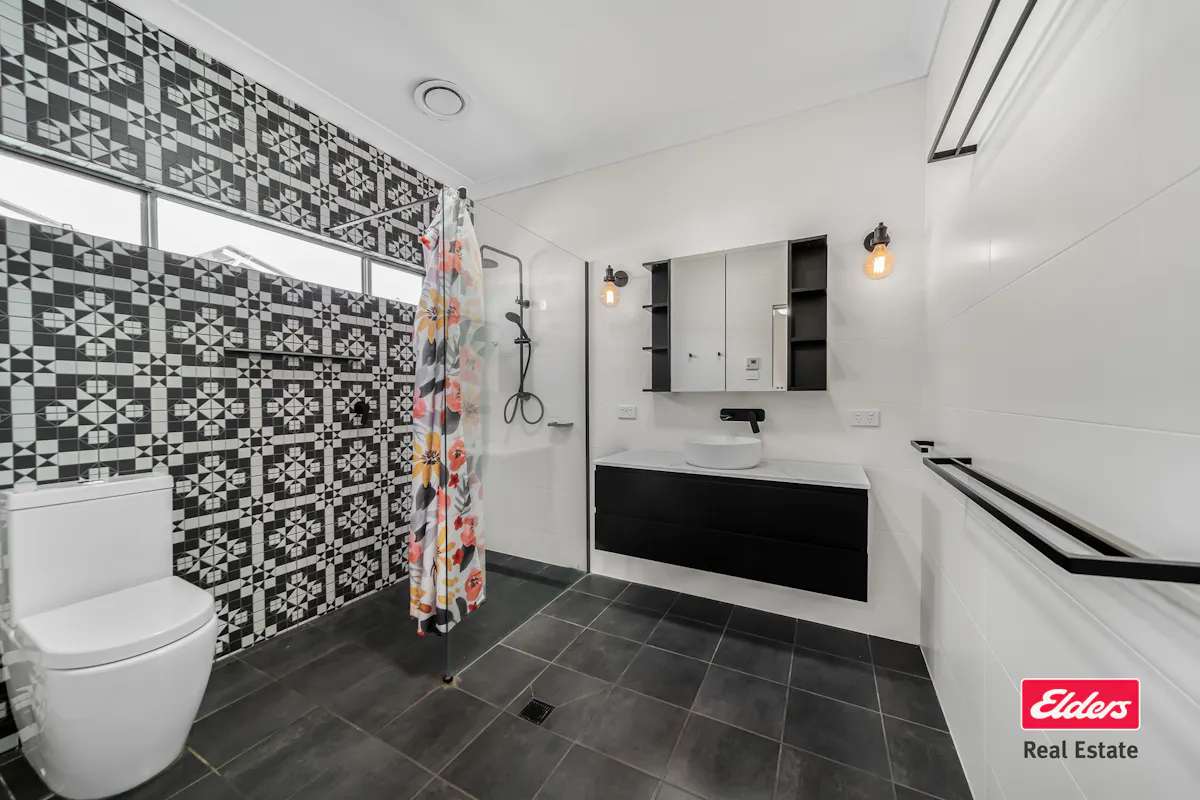 53 Palmer Street — photo 9 of 13