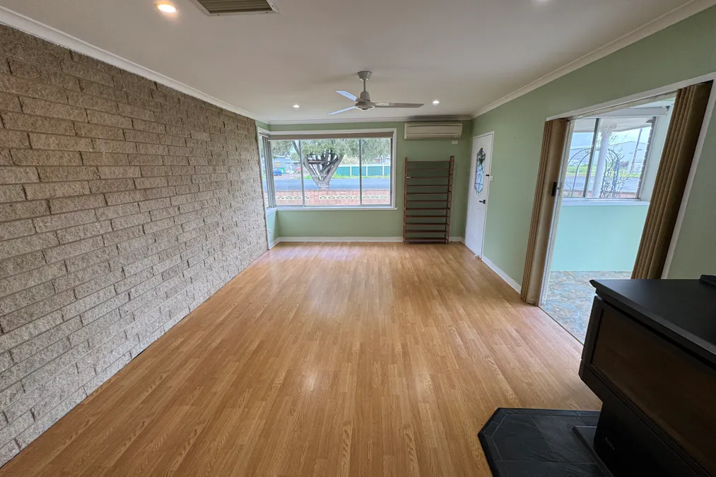 463 Sloane Street, Deniliquin, NSW, 2710 - Image 6
