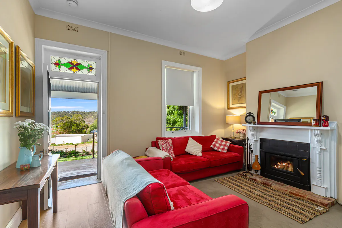 8 Houghton Street — photo 15 of 30