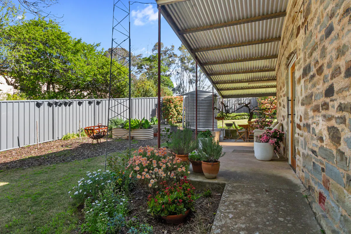 8 Houghton Street — photo 24 of 30