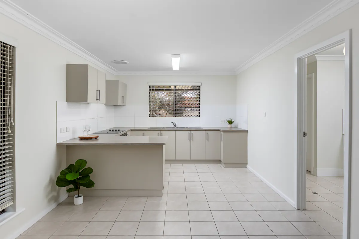 10 Knight Street — photo 3 of 19