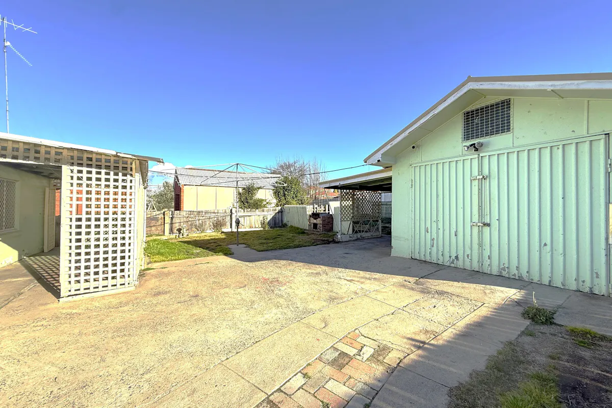 224 Durham Street — photo 10 of 11