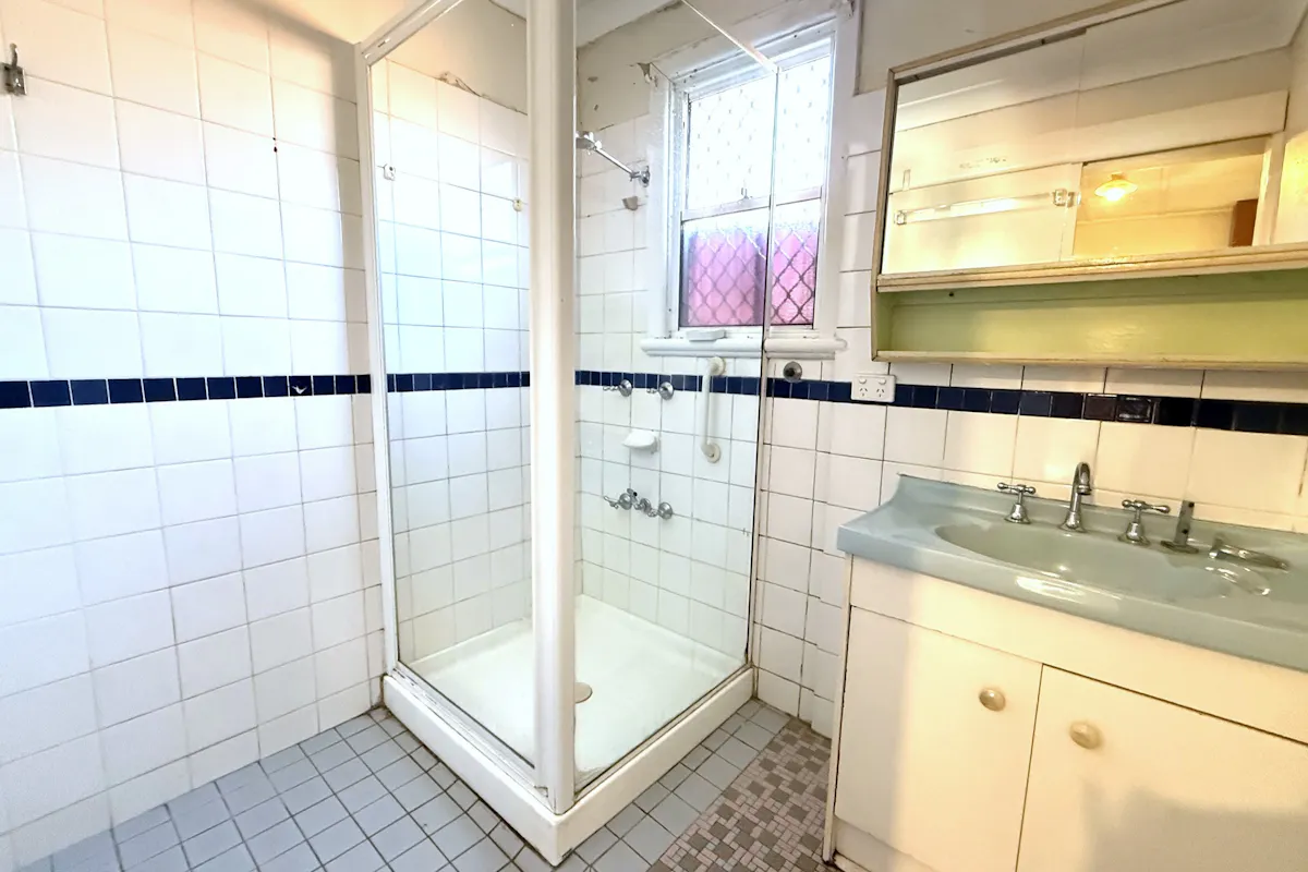 224 Durham Street — photo 8 of 11