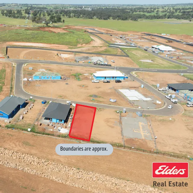 7 Geyser Crescent — photo from Elders Real Estate Dubbo