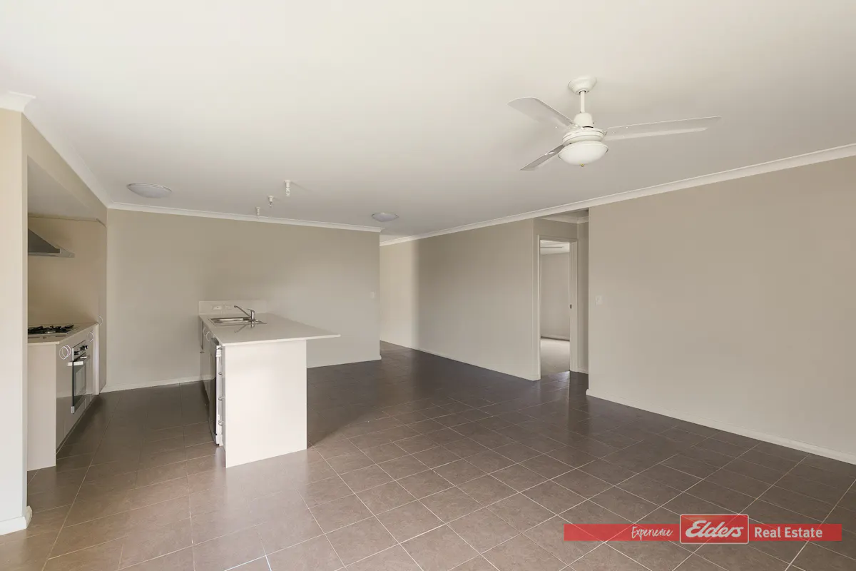 4 Broomhurst Street — photo 2 of 16