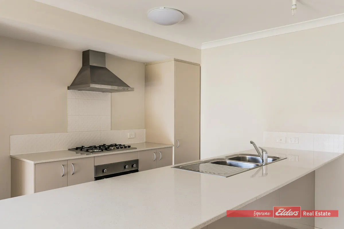 4 Broomhurst Street — photo 6 of 16